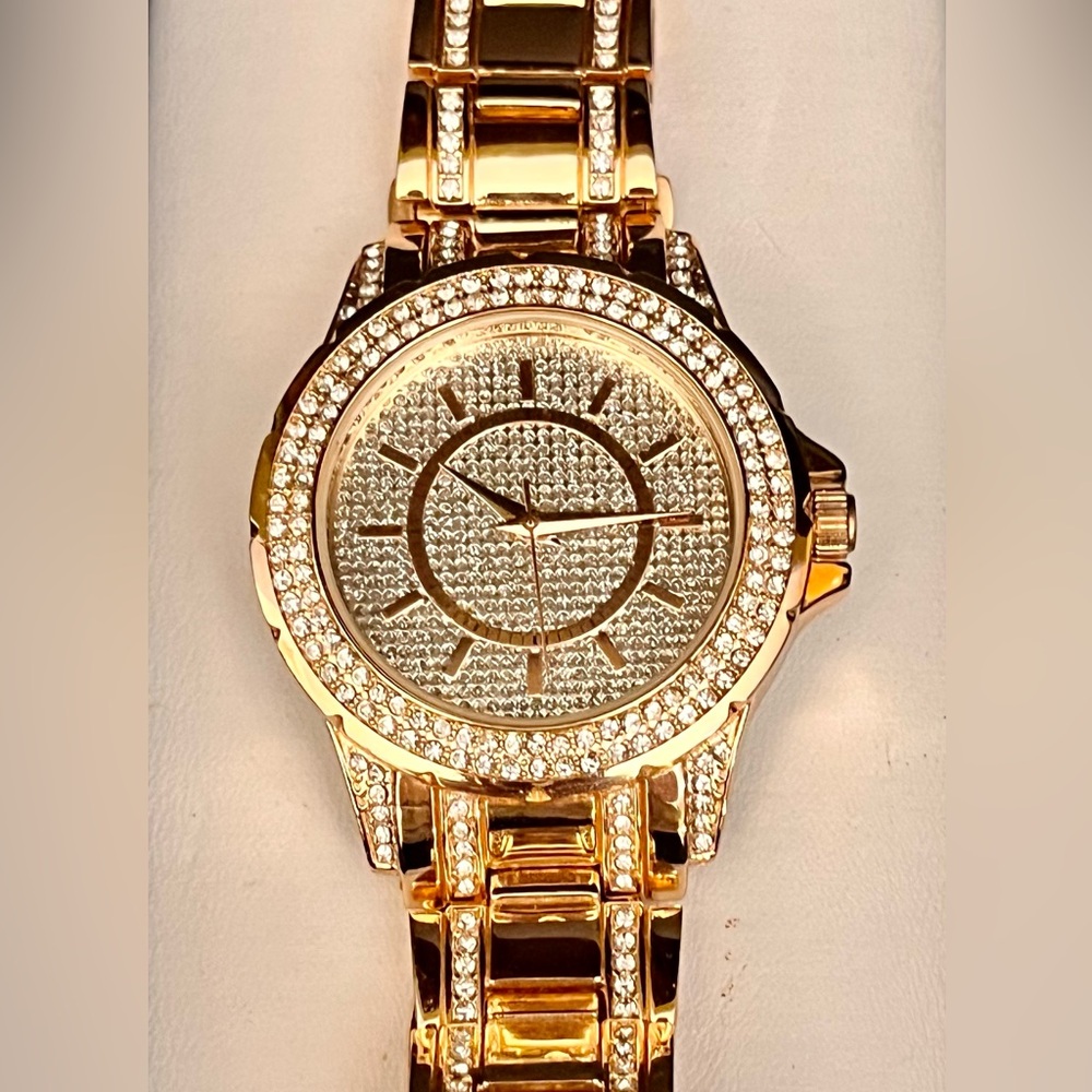 FMD Oversized Gold Pavé Rhinestone Statement Watch New Battery Bling Glam Y2K